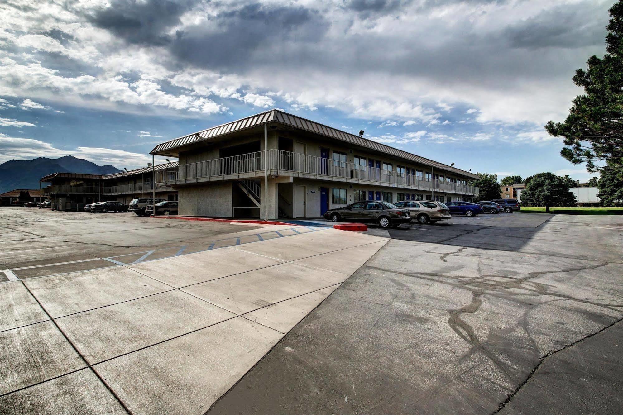 Econo Lodge Midvale Exteriör bild